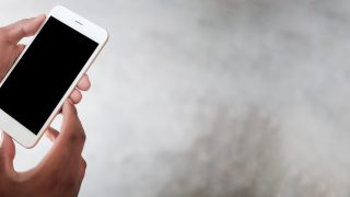 スマホ監視の実態：iPhoneとAndroidで確かめる方法を解説