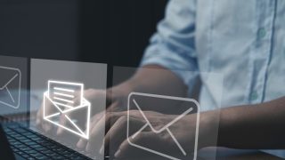 会社　メール　監視